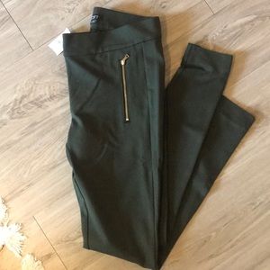 NWT army green leggings with zipper detail